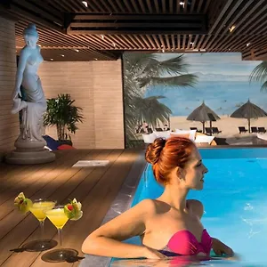 https://harmony-saigon-hotel-spa.hotelsvungtau.com