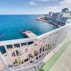 Hotel Chalet, Sliema